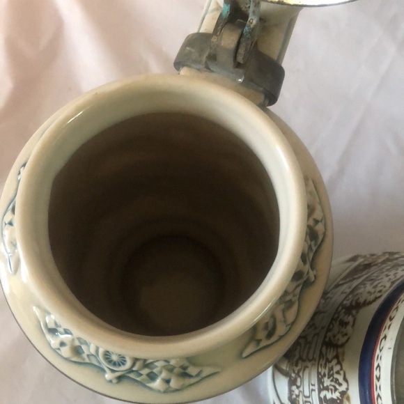 Car steins Avon race cars & Ford Model T, MG, Bugatti, patina on pewter - Picture 11 of 12